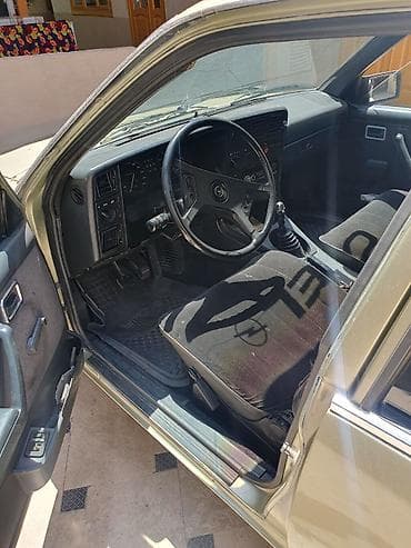 bmw e60 m5: Opel Senator: 1989 г., 1.8 л, Механика, Бензин, Седан — 4