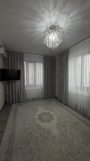 Сдаётся посуточно — просторная квартира с видом на Сулайман-Тоо! 🏡✨ 📍