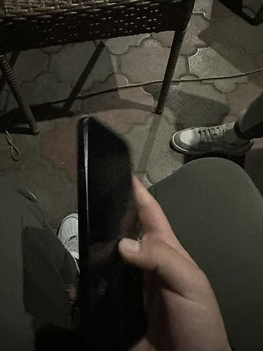 hoco m105: IPhone 16 Pro Max, Б/у, 256 ГБ, Графит, 95 % — 4