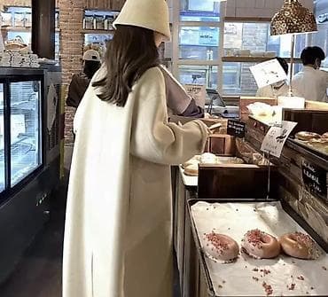 Одежда для пляжа: Капсульная коллекция женской одежды в кремово-бежевой гамме. 1) — 4