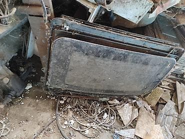 молдинг крыши: Багажника Mitsubishi, 1997 г., Б/у, Оригинал — 1