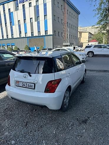 Toyota Ist: 2003 г., 1.5 л, Автомат, Бензин, Хэтчбэк — 3