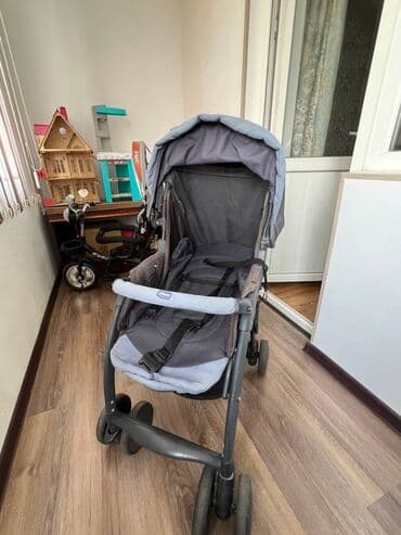 прогулочную коляску chicco: Коляска, Б/у — 2