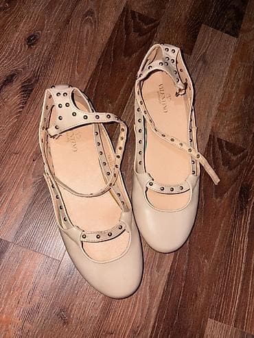 Туфли: Балетки Valentino Garavani Rockstud - Модель: балетки с перемычкой — 1