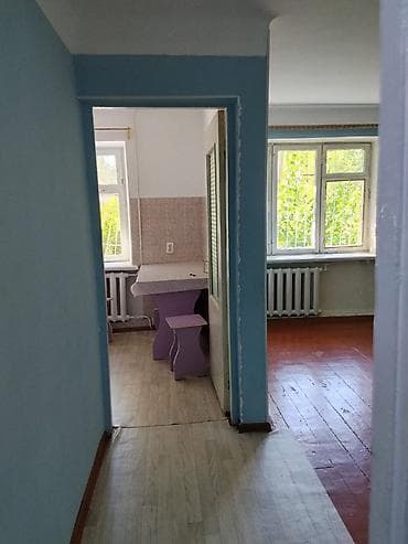 снять 1 комнатную: 2 комнаты, 44 м², Индивидуалка, 1 этаж, Старый ремонт — 8