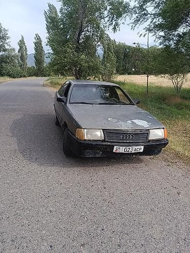 машина bwm: Audi 100: 1990 г., Кол менен иштөөчү, Бензин, Седан — 3