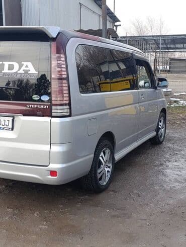 каропка гольф 2: Honda Stepwgn: 2004 г., 2 л, Автомат, Бензин, Минивэн — 5