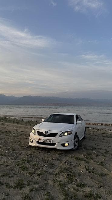 Toyota Camry: 2010 г., 2.5 л, Автомат, Бензин, Седан — 6