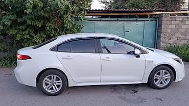 ка 5 2019: Toyota Corolla: 2020 г., 1.8 л, Автомат, Гибрид, Седан — 2