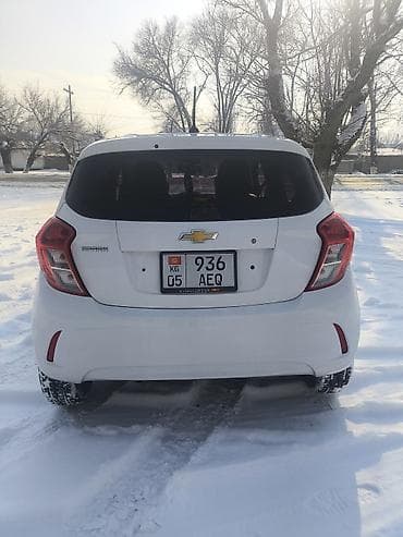 chevrolet aveo 2018: Chevrolet Spark: 2018 г., 1 л, Вариатор, Бензин, Хэтчбэк — 5
