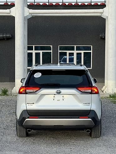 е 211: Toyota RAV4: 2023 г., 2.5 л, Вариатор, Гибрид, Кроссовер — 6