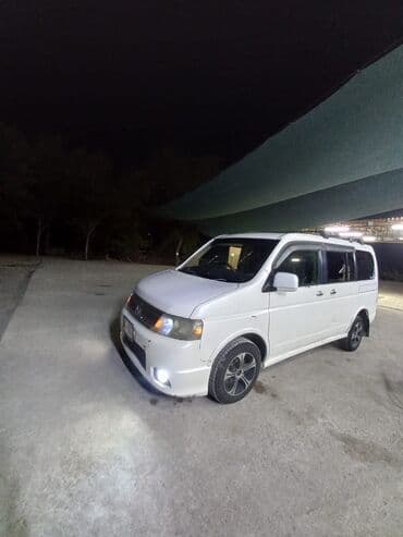 продается в рассрочку авто минивен степ вагон: Honda Stepwgn: 2004 г., 2 л, Автомат, Бензиновая, Минивэн — 4