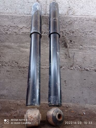 range rover 2003: Задний амортизатор Mitsubishi 2003 г., Б/у, Оригинал — 1