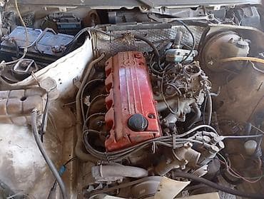 Mercedes-Benz 190: 1983 г., 2 л, Кол менен иштөөчү, Бензин, Седан
