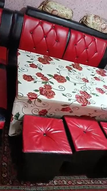 угловой диван новый: Кухонный мягкий уголок, Дерево, цвет - Красный — 4