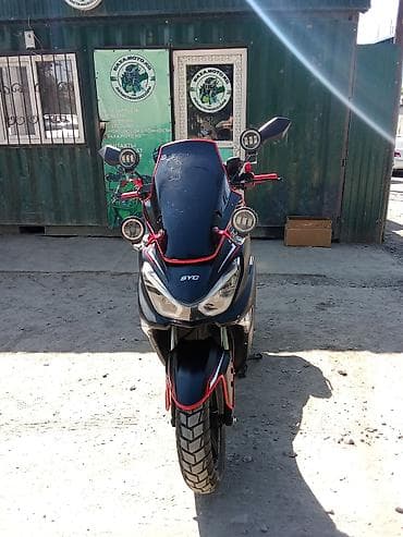 скутер баткен: Скутер SYMCO (SYC) городской/туринговый - Кузов: черный мат с — 1