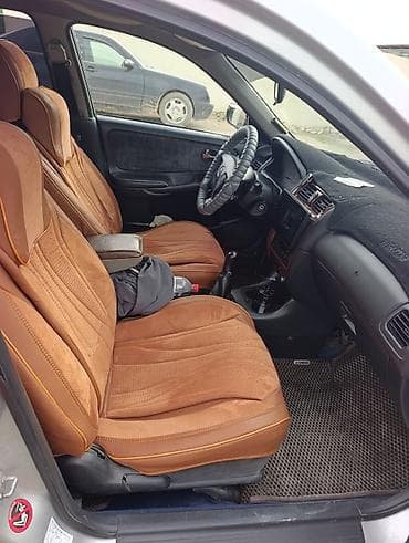 лобовой на гольф три: Mazda 626: 1999 г., 2 л, Механика, Газ, Лифтбек — 6