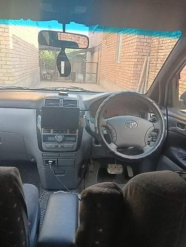 Продажа авто: Toyota Ipsum: 2003 г., 2.4 л, Автомат, Бензин, Минивэн — 5