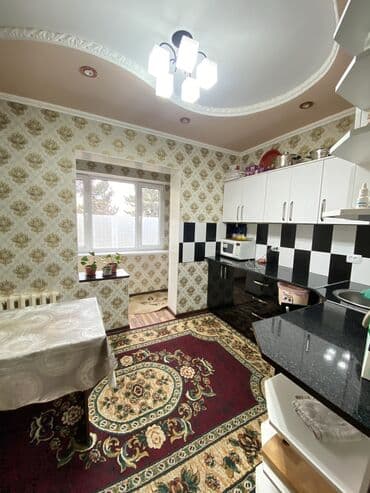 дом под квартиру: 3 комнаты, 70 м², 105 серия, 1 этаж — 5