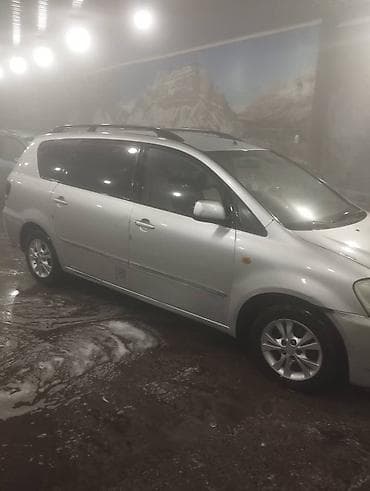 ford transit 2003: Toyota Avensis Verso: 2003 г., 2 л, Механика, Дизель — 2
