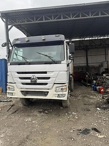 full construction: Грузовик, Howo, Б/у — 2