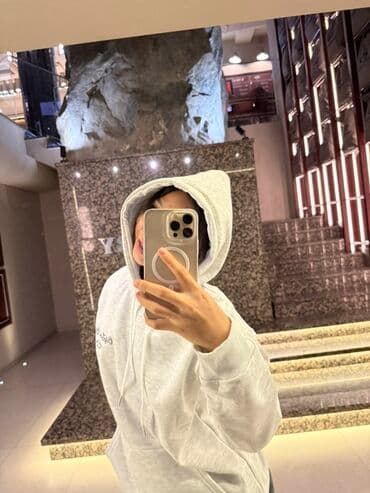 купить кофту: Толстовки и худи с принтами - Черный худи на молнии с капюшоном и — 4