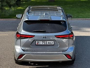 model y: Toyota Highlander: 2020 г., 2.5 л, Автомат, Гибрид, Минивэн — 5