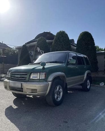 Isuzu Bighorn: 2001 г., 3.1 л, Автомат, Дизель, Внедорожник