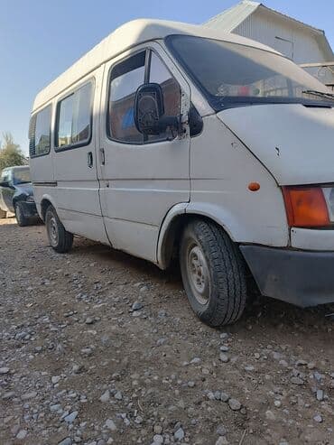 срочно продаю в связи с переездом: Ford Transit: 1999 г., 2.5 л, Механика, Дизель, Бус — 1