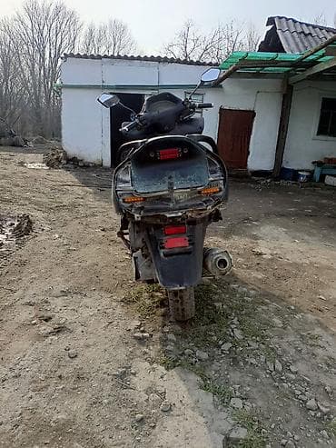 мото мапед: Скутер/макси-скутер черного цвета. Особенности: - Пластиковый обвес с — 1