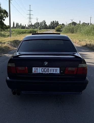 Унаа: BMW 5 series: 1995 г., 3.2 л, Кол менен иштөөчү, Бензин, Седан — 5