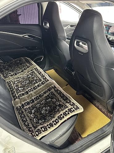 мужские спортивные штаны: Нета Ю Про 502км Пробег 59000 км в отличном состоянии, парктроники — 7