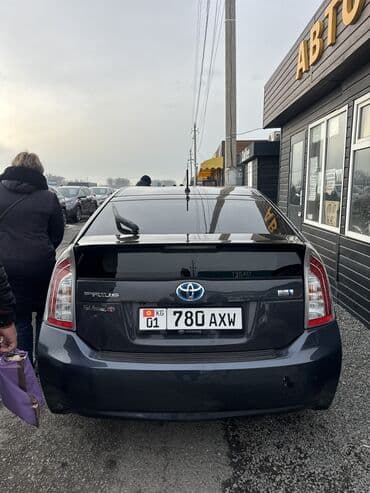 ravon r4: Toyota Prius: 2015 г., 1.8 л, Автомат, Гибрид, Универсал — 4