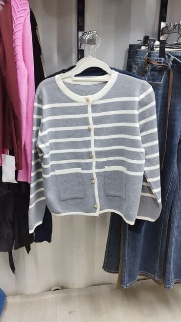 одежды для новорожденных: Кофты, свитеры — 1