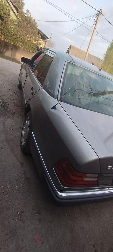 бензобак w210: Mercedes-Benz W124: 1992 г., 2.3 л, Ручные, Бензин, Седан — 3