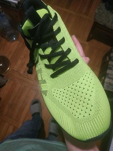 Эркектер кийими: 47 размер, кроссовки — 9