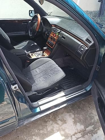 бак w124: Mercedes-Benz : 1997 г., 2.3 л, Автомат, Бензин, Седан — 8