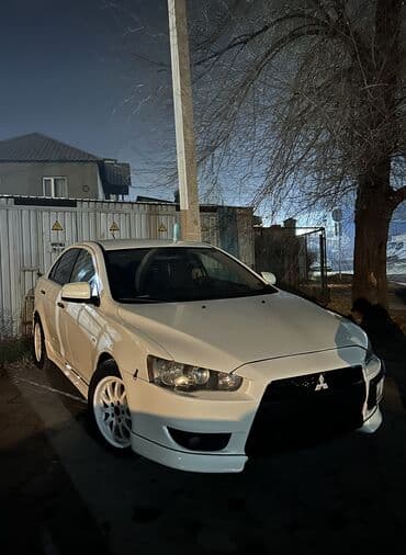 меняю доплатой мне: Mitsubishi Lancer: 2008 г., 1.5 л, Автомат, Бензиновая, Седан — 1