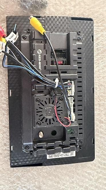 Магнитолы: Б/у, Нестандартный, 10 ", Android (встроенная ОС), Android Auto, 2 ГБ ОЗУ, 32 Гб ПЗУ — 2