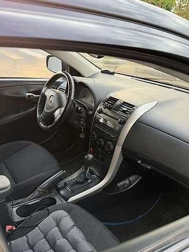 8: Toyota Corolla: 2009 г., 1.8 л, Автомат, Бензин, Седан — 9