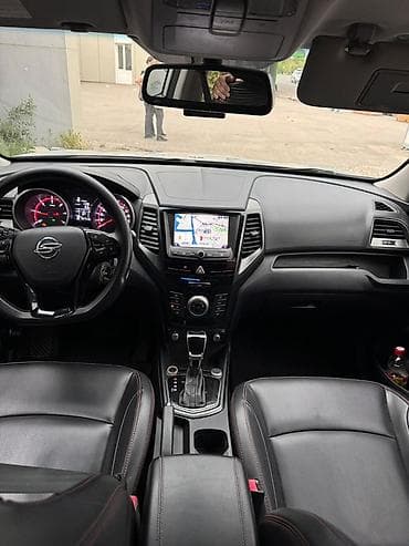 crown 2018: Ssangyong Tivoli: 2018 г., 1.6 л, Автомат, Дизель, Кроссовер — 8