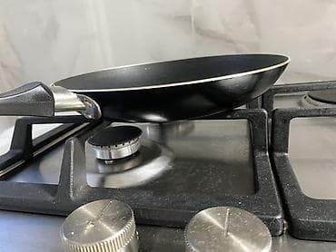 антипригарная сковорода: Б/у сковородка 24 см из IKEA антипригарная с крышкой — 7