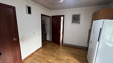 hostel osh: Полдома, 63 м², 3 комнаты, Агентство недвижимости, Косметический ремонт — 10