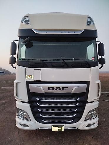 китайский мотоцикл 125 кубов: Тягач, DAF, 2018 г., Шторный — 4