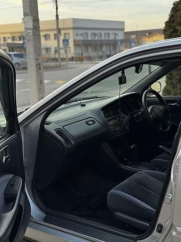 Honda Accord: 2002 г., 1.8 л, Автомат, Бензин, Седан — 7