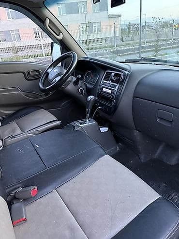 бетонирование двора: Легкий грузовик, Hyundai, Стандарт, 2 т, Б/у — 7