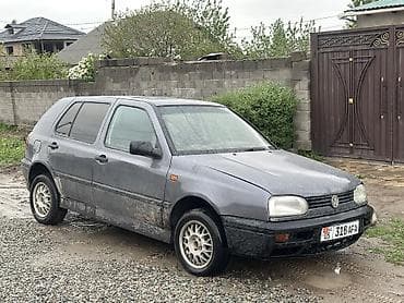 голыф 2: Volkswagen Golf: 1992 г., 1.8 л, Ручные, Бензин, Хэтчбэк — 8