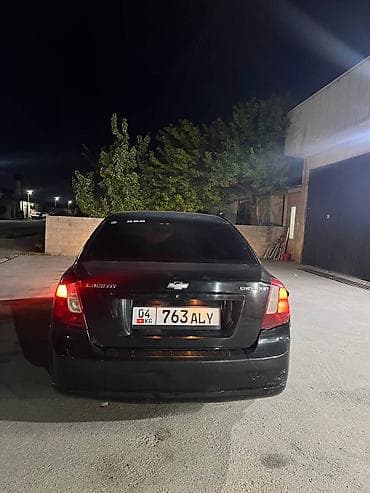 Chevrolet Lacetti: 2005 г., 1.6 л, Механика, Седан