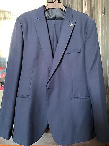 Жынсылар: Турецкий костюм 3ка отличного качества синего цвета размер 52 был одет — 1