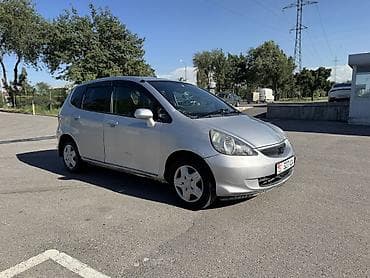 тико 2: Honda Fit: 2002 г., 1.5 л, Вариатор, Бензин, Хетчбек — 2